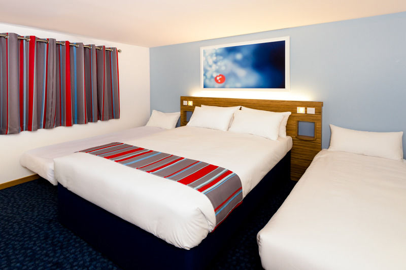 Travelodge Stratford Upon Avon Eksteriør bilde
