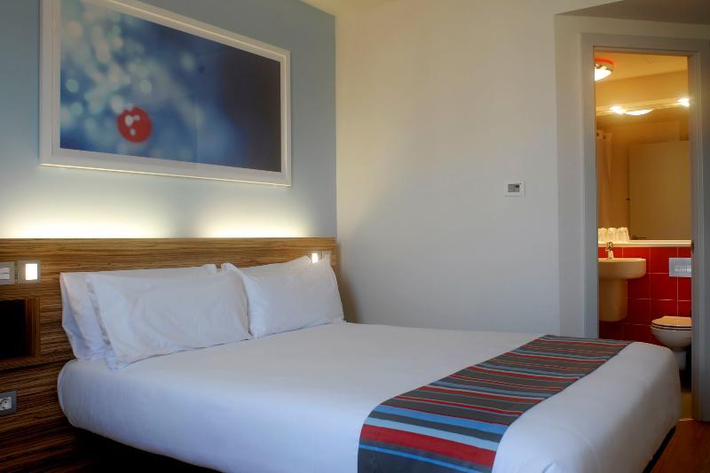 Travelodge Stratford Upon Avon Eksteriør bilde